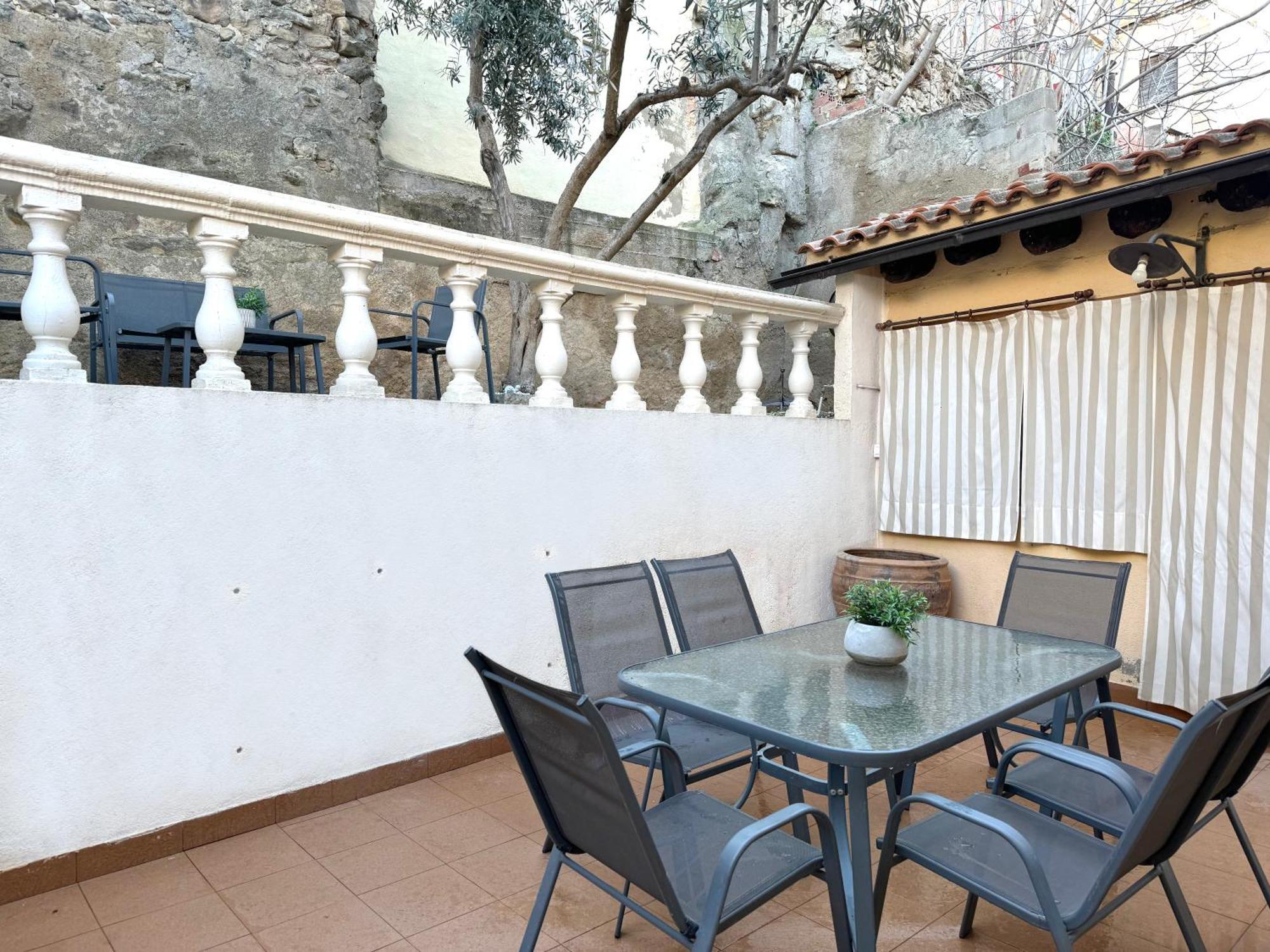 Vut Casa Orrios, En El Centro De Alcaniz.